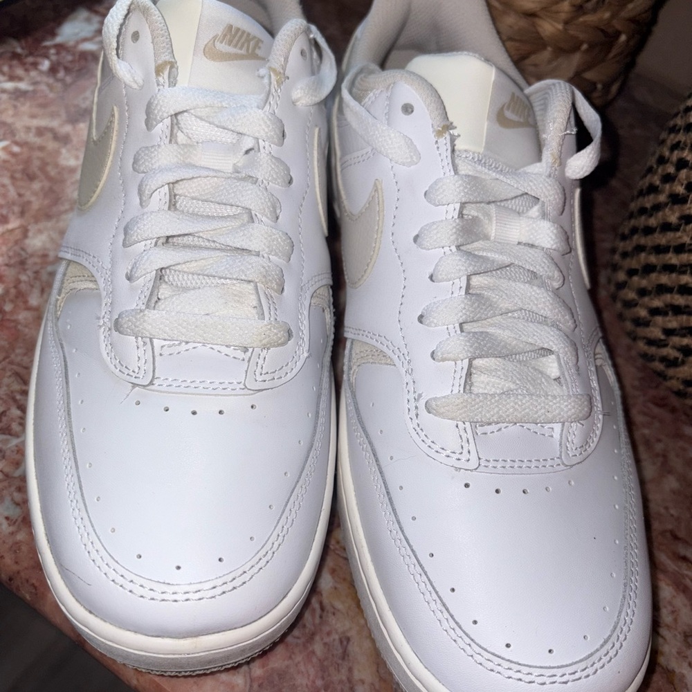 Nike Gamma White and Cream Women’s Sneakers - Picture 4 of 5